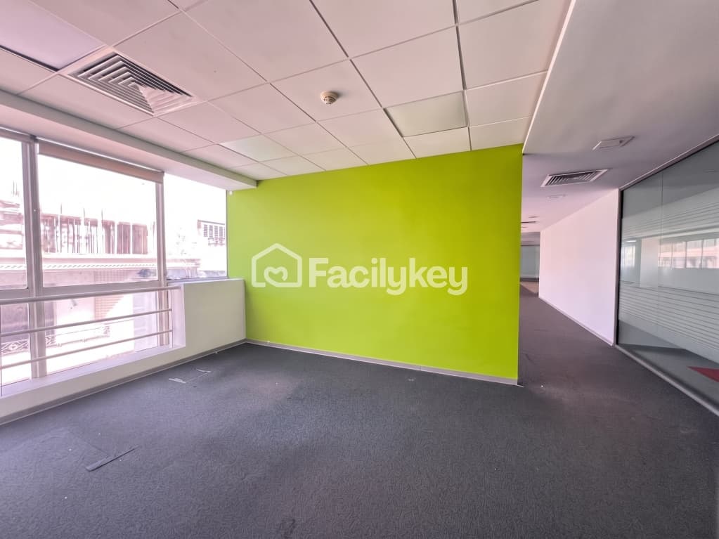 Bureau de 348 m² à Casablanca